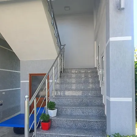 For Rents Деревянный коттедж